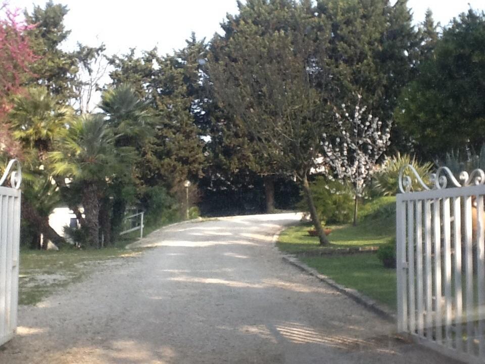 吉拉尔代利别墅住宿加早餐旅馆 锡罗洛 外观 照片